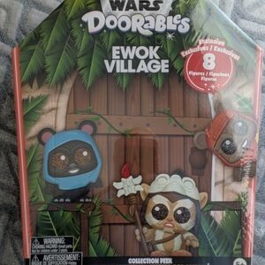 Star Wars Doorables Ewok Village Playset - Brown, Blue, Red